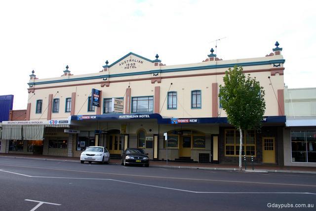 Hotels in Inverell