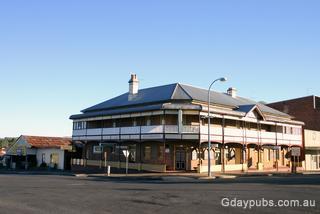 Australian Hotel