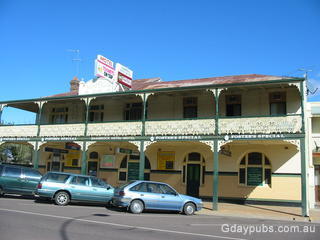 Shamrock Hotel Motel