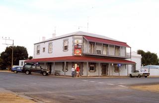 Port Wakefield Hotel