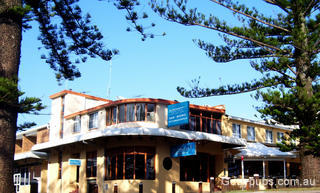 Sea Breeze Hotel