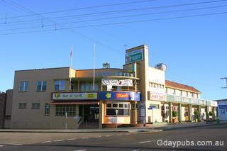 Long Jetty Hotel