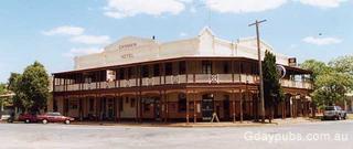 Ganmain Hotel
