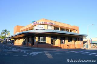The Lakes Hotel