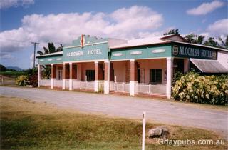 Aloomba Hotel