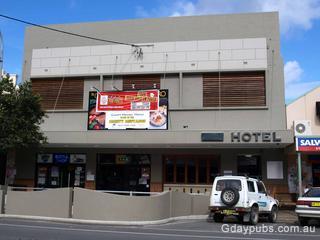 Court House Hotel