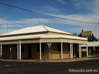Railway Hotel Motel