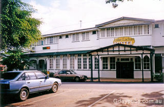 Lake Eacham Hotel