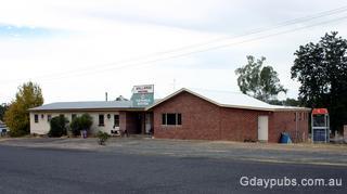 Wallaroo Hotel