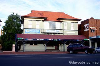 Highland Tavern