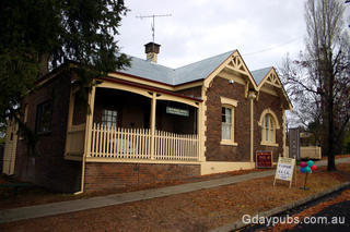 Former Court House Hotel