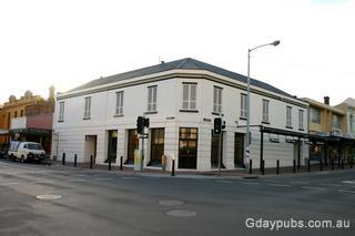 Metz Caf((eacute)) and Bar
