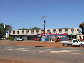 click to enlarge Winnellie Hotel Motel