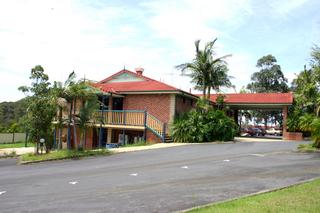 Valla Beach Country Club Hotel