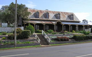 Former Royal Bulls Head Inn