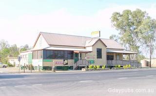 Yaamba Royal Oak Hotel Motel