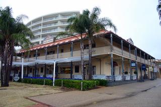 Beachhouse Pub