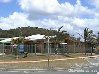 Rainbow Beach Hotel