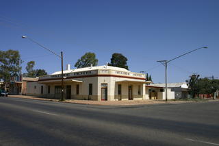 Former Hillside Hotel