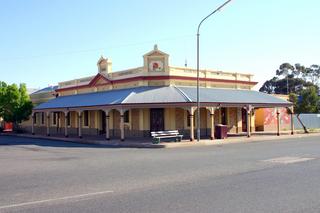 Former Silver King Hotel