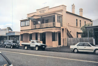 Central Hotel
