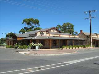 Normanville Hotel