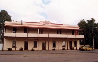 Jamestown Hotel