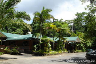 Cow Bay Hotel Motel