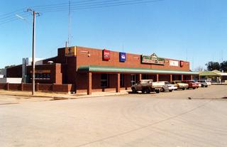 Sportsman Tavern