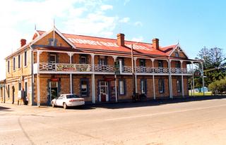Tumby Bay Hotel