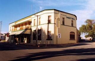 Weeroona Hotel