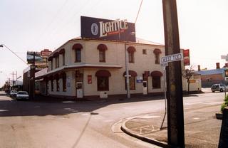 Elephant and Castle Hotel