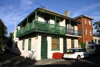 Former Kingston Hotel