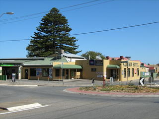 Aldinga Hotel