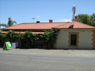 Tarlee Hotel