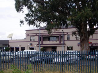 Moe Hotel