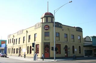 Commercial Hotel