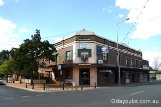 Tattersalls Hotel