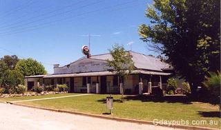 Cudgewa Hotel