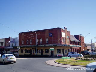 Commercial Hotel