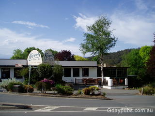 Former Keppels Hotel