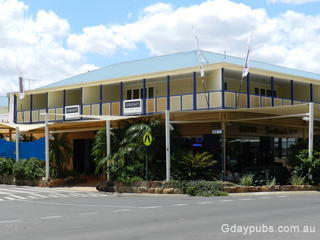 Oasis Hotel