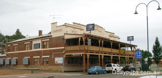 Clubhouse Hotel