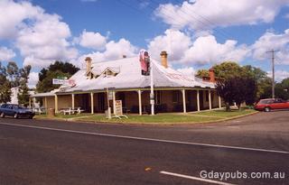 Marshall MacMahon Hotel
