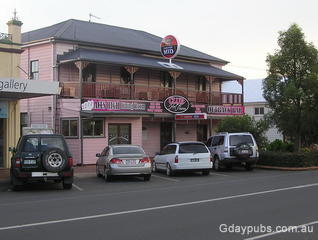 Club Hotel