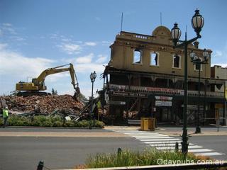 Former Albion Hotel