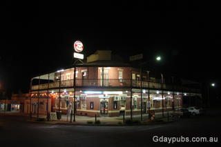 Narrandera Hotel