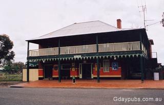 Fifield Hotel