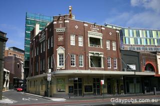 Flinders Hotel