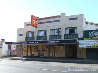 Central Hotel